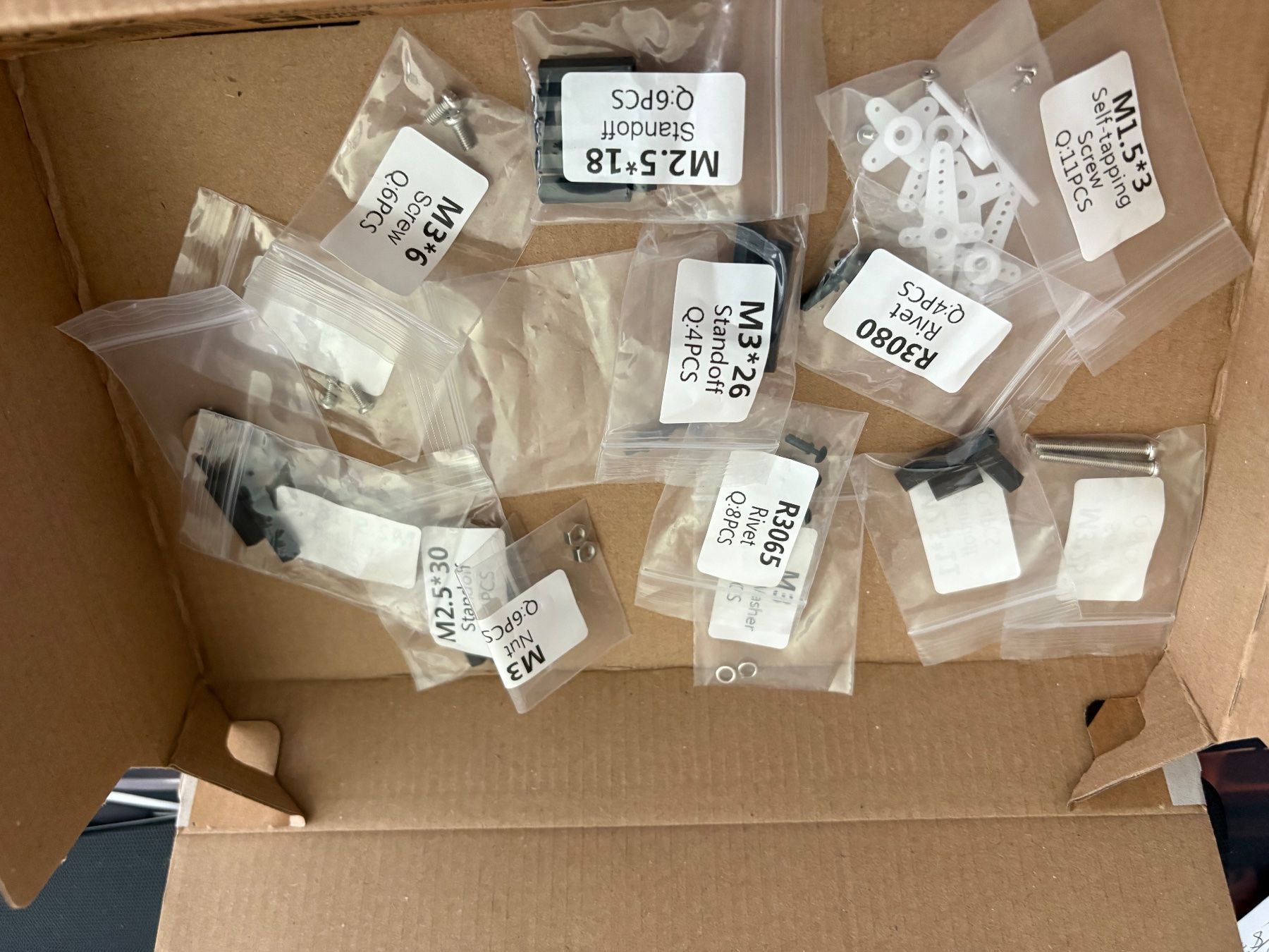 Raspberry Pi PCs: Raspberry Pi Zubehör Überraschungs Box1 – D'occasion à Dübendorf par rogcol 6