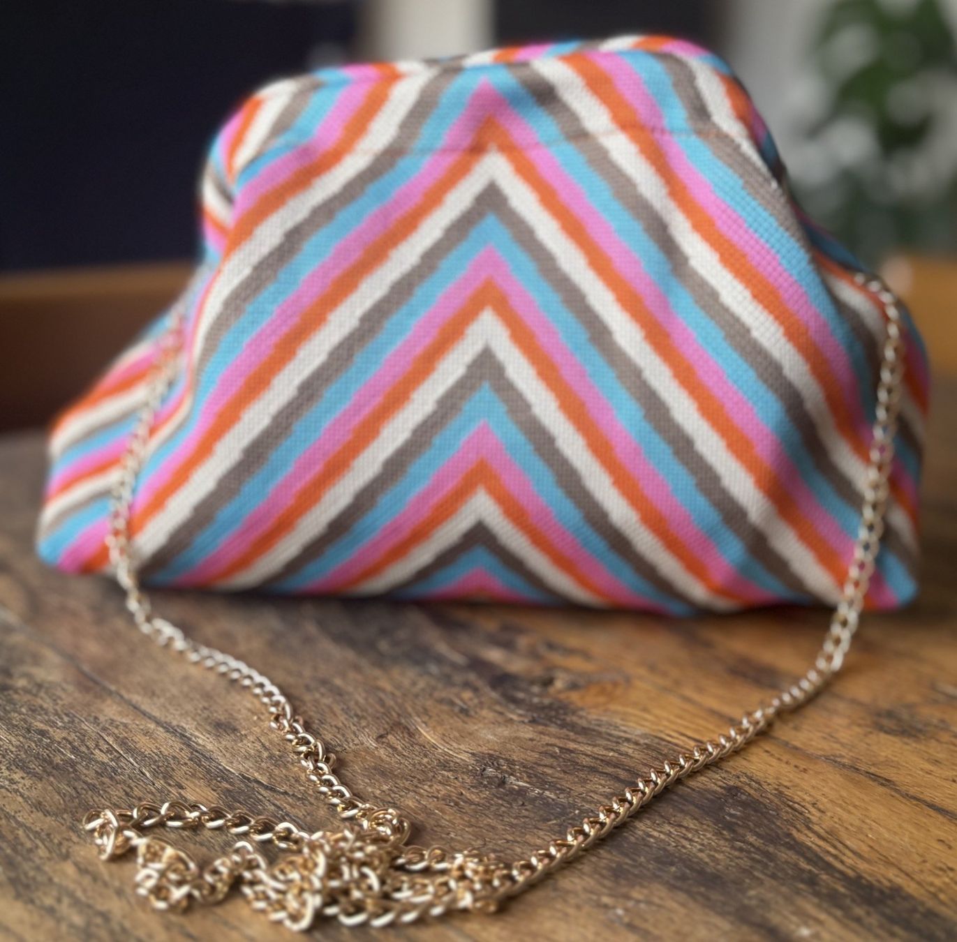 Borse da donna: CLUTCH EN TISSU! – Nuovo e nell'imballaggio originale da Locarno venduto da NicoNion 4