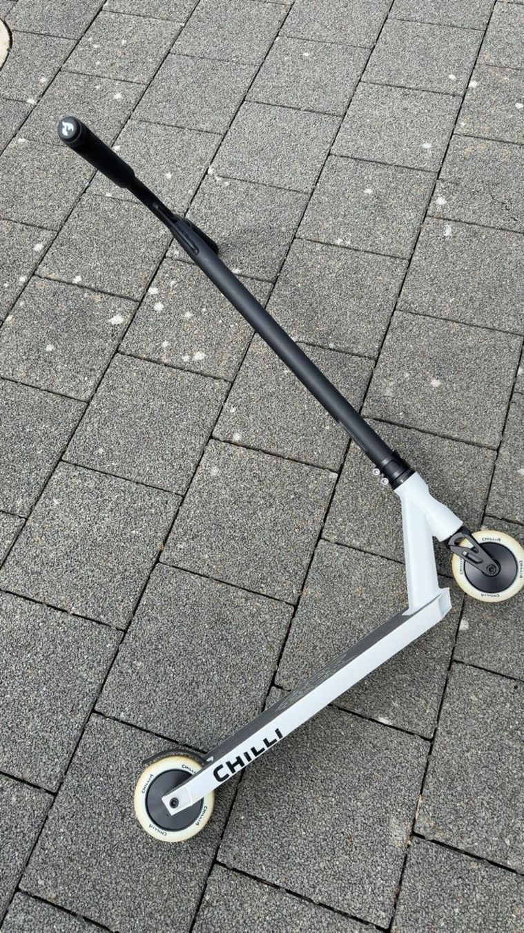Chilli Kickboard: Chilli Pro Scooter Archie Cole - White – Usato da Wilen b. Wil venduto da corni11 2