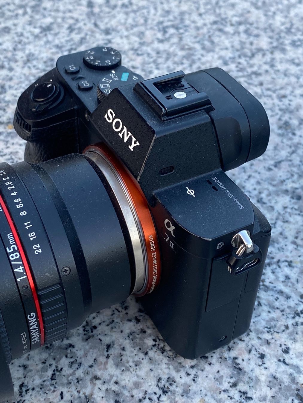 Sony Fotocamera: Sony A7ll et 2x ciné Objectives – Usato da Gisikon venduto da sombenin 3