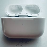 Original Apple Ladecase MagSafe A2700 für AirPods Pro 2 Gen.