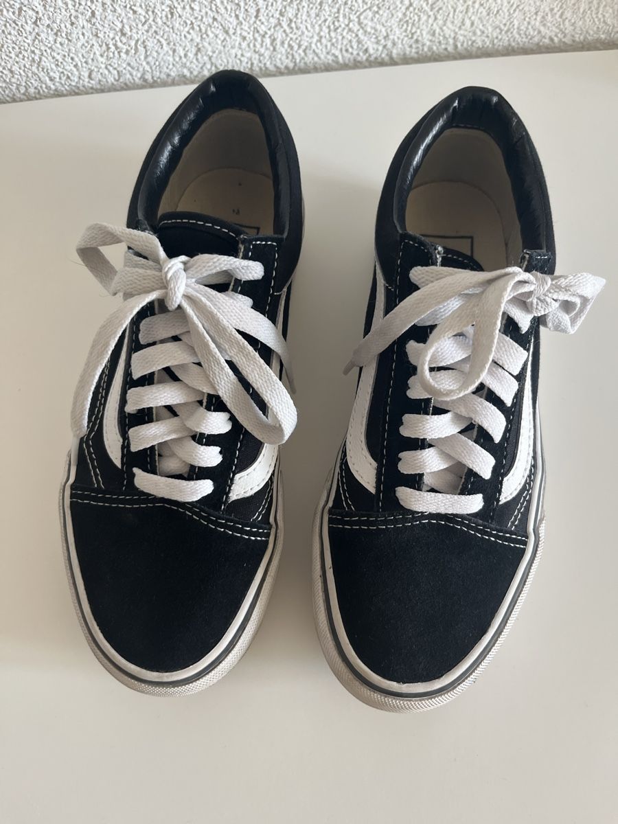 Vans Chaussures femmes: Vans Old Skool Platform Grösse 35.5 – D'occasion à Frauenfeld par heyLani 1
