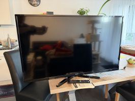 Durabase TV 43 Zoll DL43F277S4CW