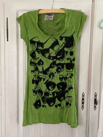 Kleid mit Brillen Gr.S/M