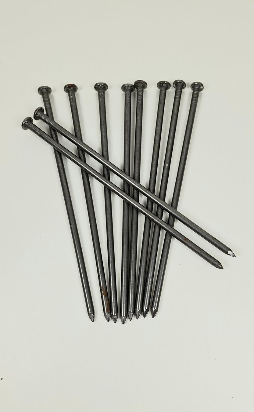 Ferramenta: Flachkopfnägel 8.5x300 mm – Nuovo e nell'imballaggio originale da Zuchwil venduto da wolf1947