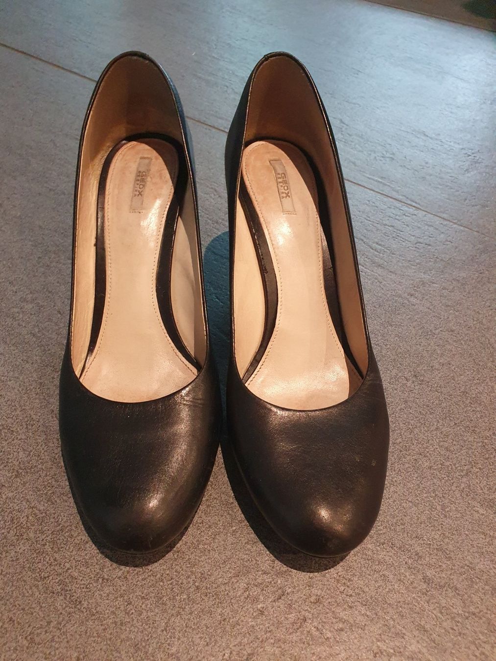 Geox Scarpe da donna: Leder Pumps Gr. 41, Absatzschuhe High Heels – Usato da Altendorf venduto da MiriCaj 1