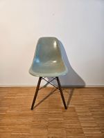 Fiberglas: Eames / Herman Miller / Vitra