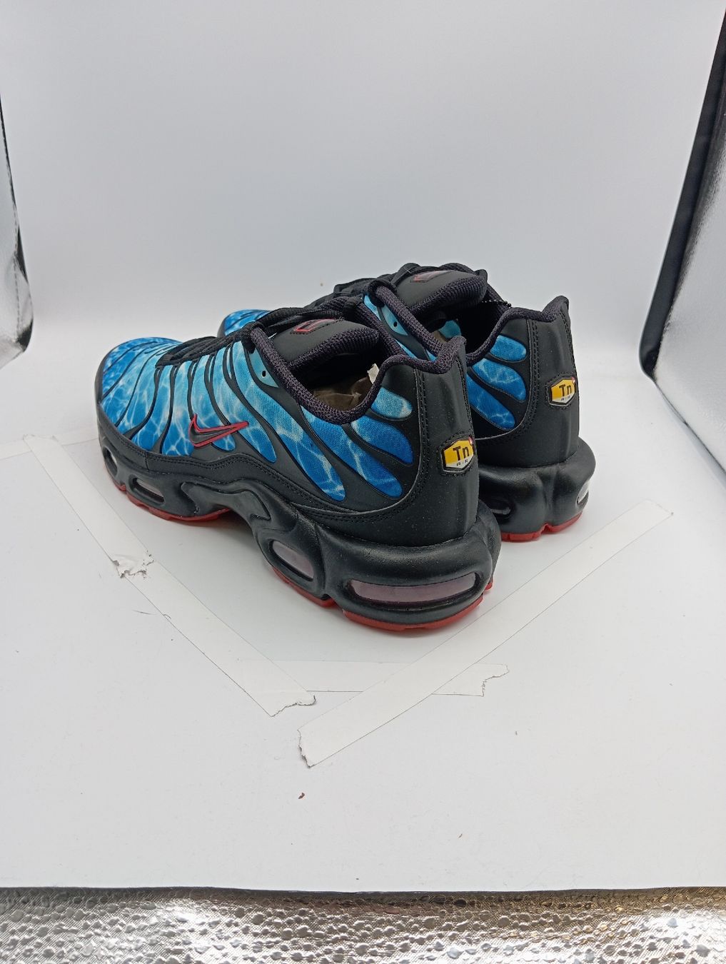 Nike Chaussures hommes: Nike Air Max Plus - Shark Attack (EU44.5) – Neuf avec emballage d'origine à Schaffhausen par outlez 5