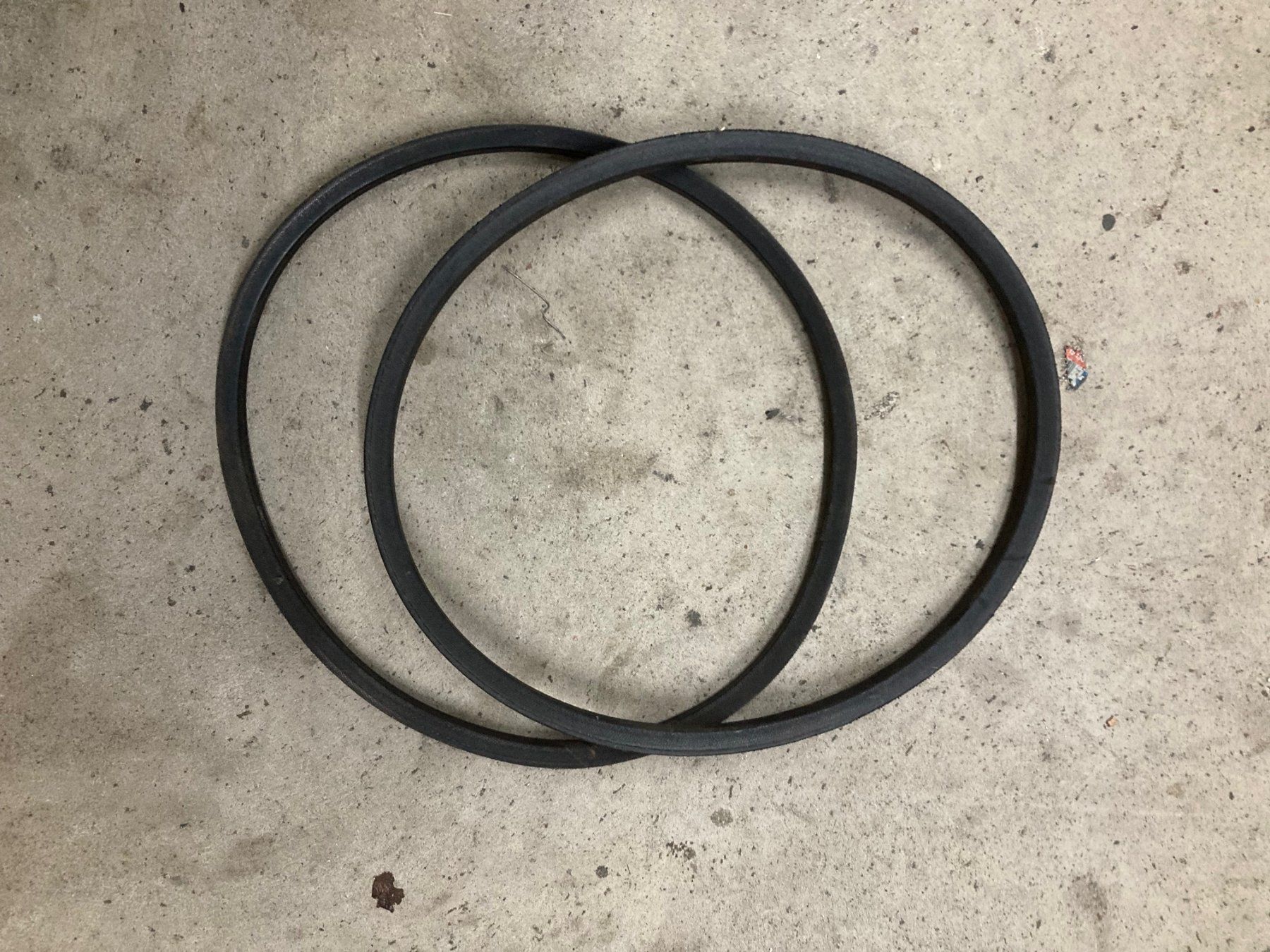 Tutti pezzi di ricambio auto: Triumph TR2-4 Keilriemen – Nuovo (secondo la descrizione) da Zielebach venduto da ZIGER02