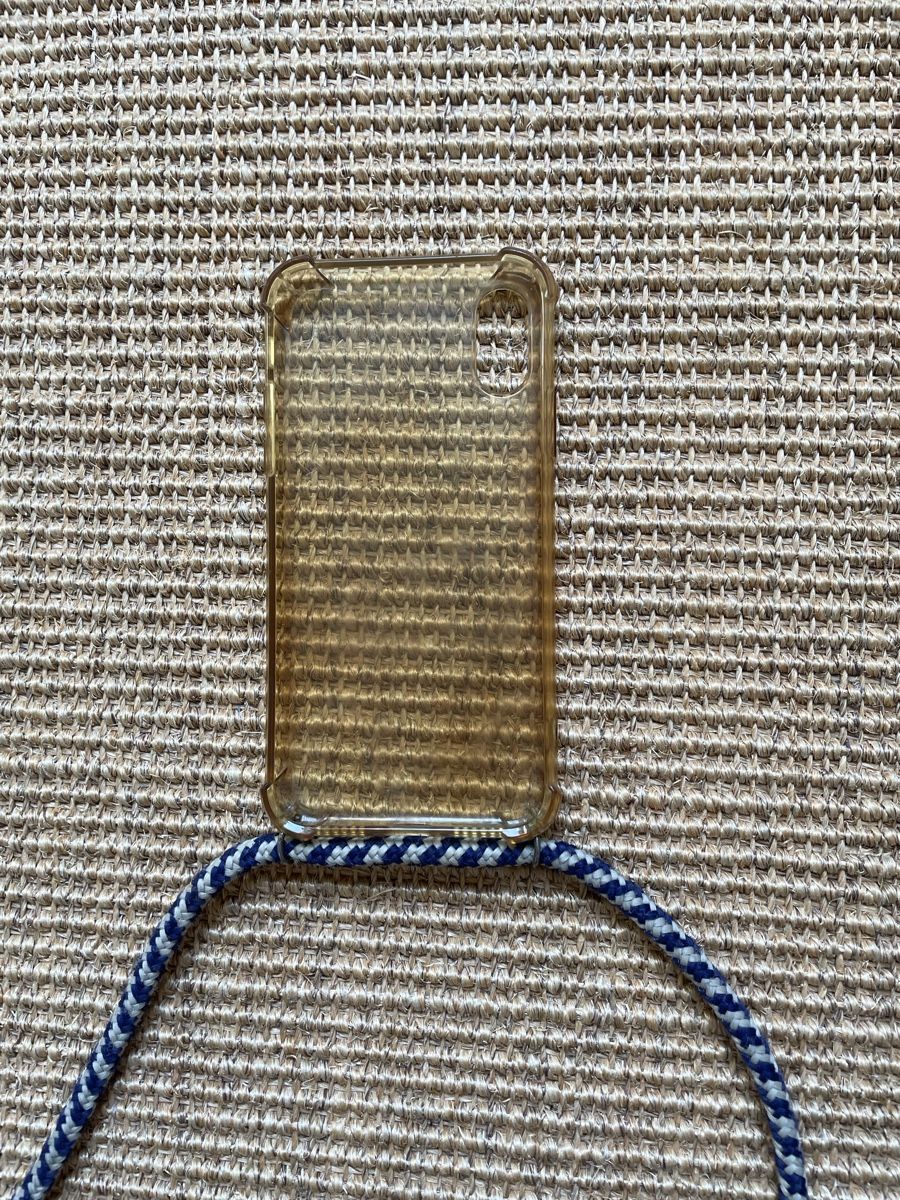 Cover & Protezioni schermo: Zwei Iphone X Hülle, mit Halskette – Usato da Zürich venduto da EliseSchmitz 2