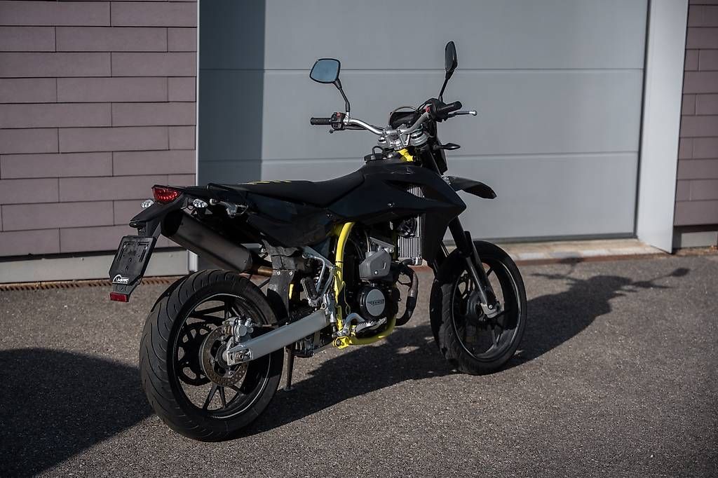 Strada: SWM SM 125 r  – Usato da Merishausen venduto da lau_y5vm 3
