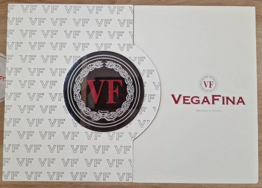 Humidor per sigari: Humidor Vega Fina – Usato da Fregiecourt venduto da Thorvaldson 2