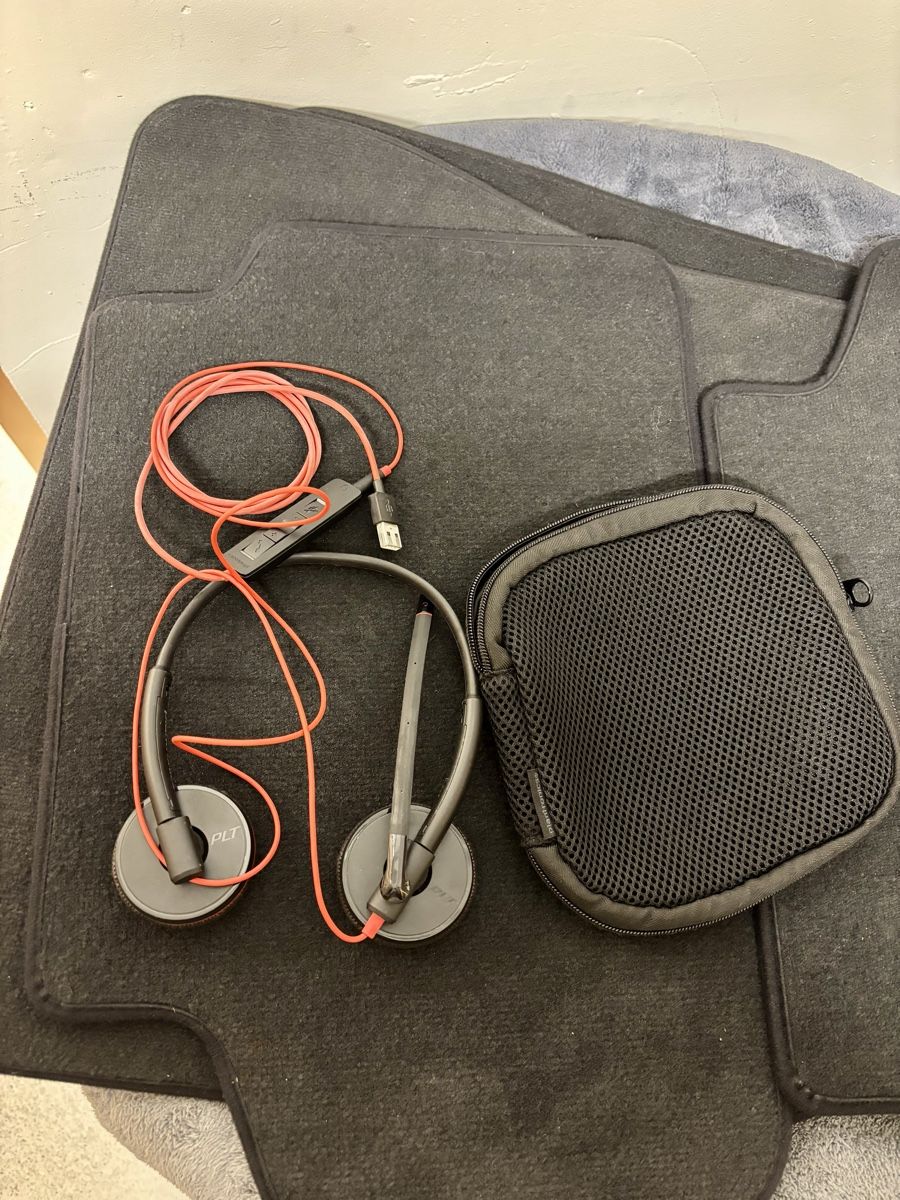 Plantronics Cuffie: Plantronics blackwire Headset with Case! – Usato da Bülach venduto da Lummax