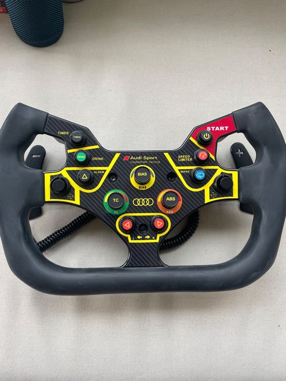 Simracing Wheel Audi R8 GT3 Replica (Gebraucht) in Horgen für CHF 185 ...