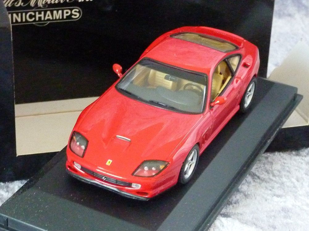 Minichamps 1/43 Ferrari 550 Maranello red
