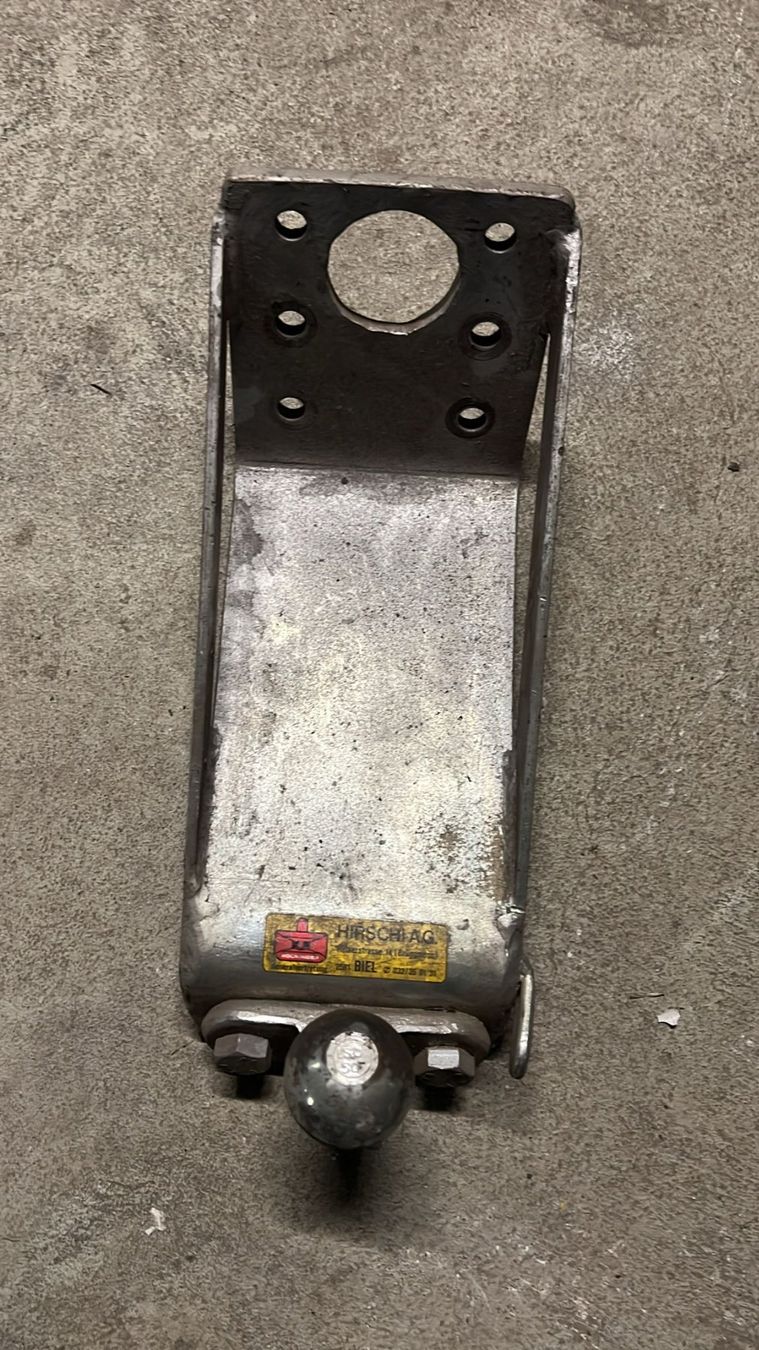 Ganci per rimorchio: Adapter Anhängerkupplung – Usato da Bilten venduto da Porsche037