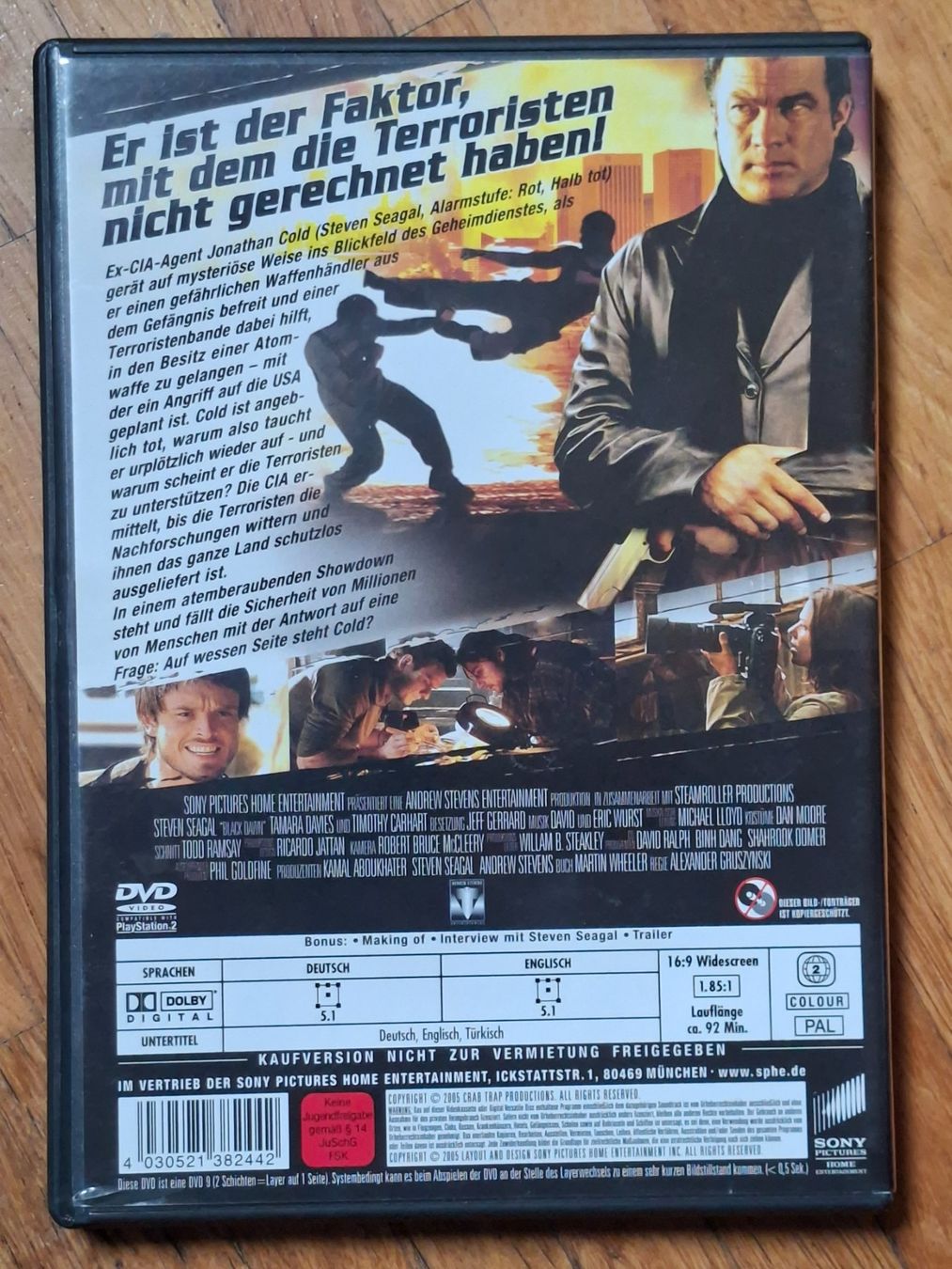 Tutti i DVDs: The Foreigner Black Dawn – Usato da Wallisellen venduto da Sawr 1