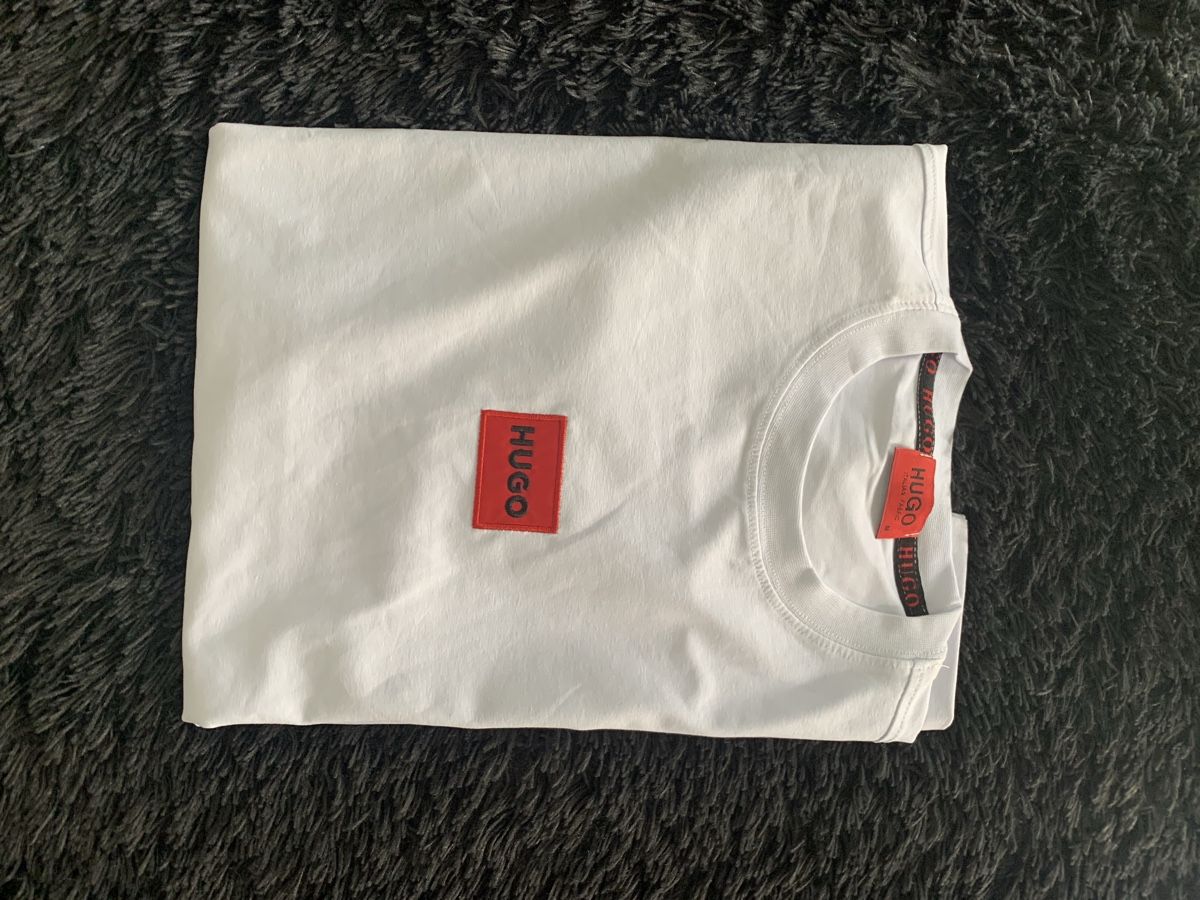 Hugo Boss T-shirt: Hugo Boss Shirt  – Usato da Bergdietikon venduto da zor_856j 8