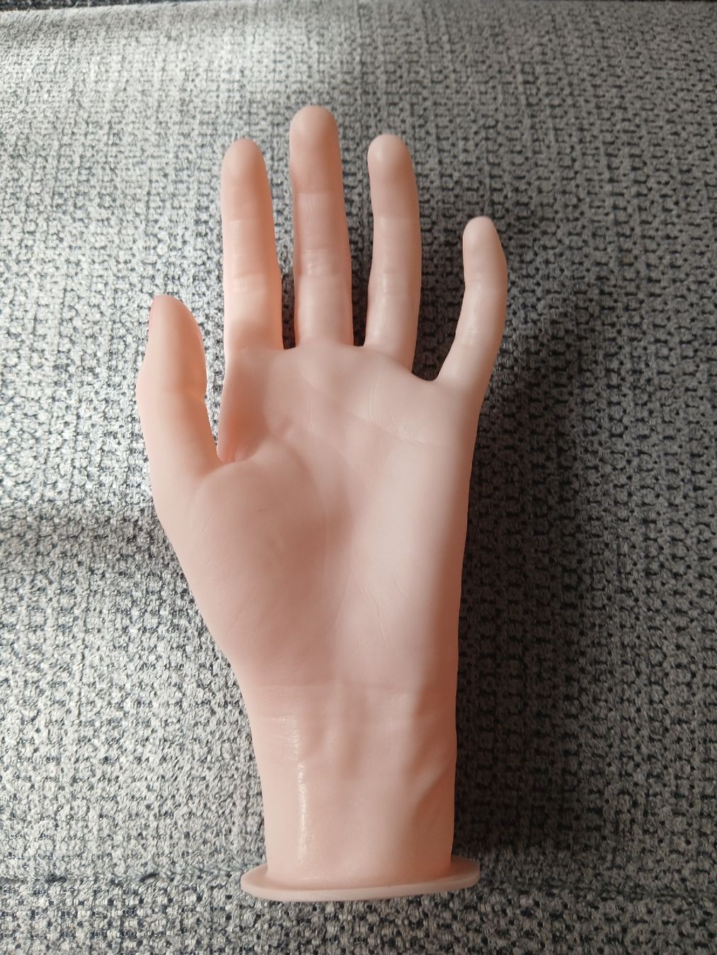 Alle Dekorationen: Plastik hand – Neu (gemäss Beschreibung) aus Niederönz von jes_9vs5 2