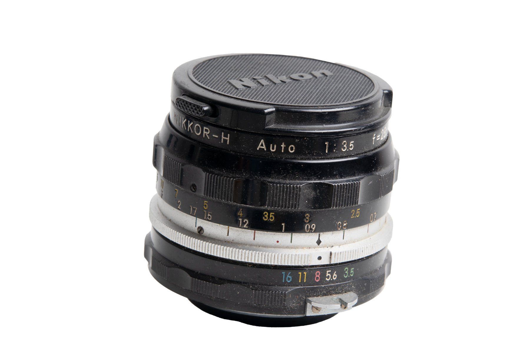 Nikon Obiettivi: NIKON 28mm 3.5 Objektiv Nikkor H – Usato da Emmen venduto da chromaton