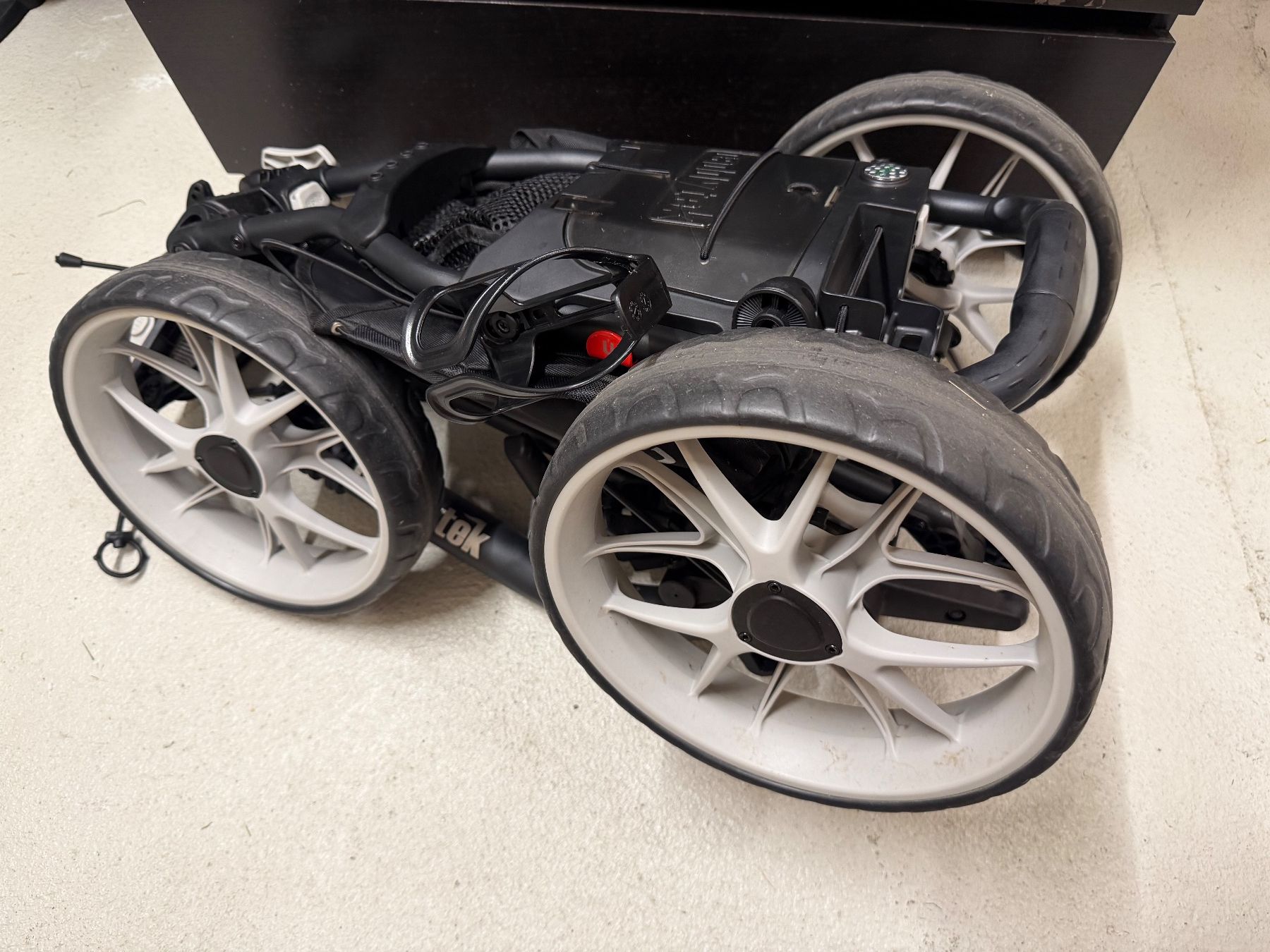 Trolleys: Caddytek CaddyLite EZ V8 3 Wheel Folding Golf Cart – Gebraucht aus Kriens von luka.p 3