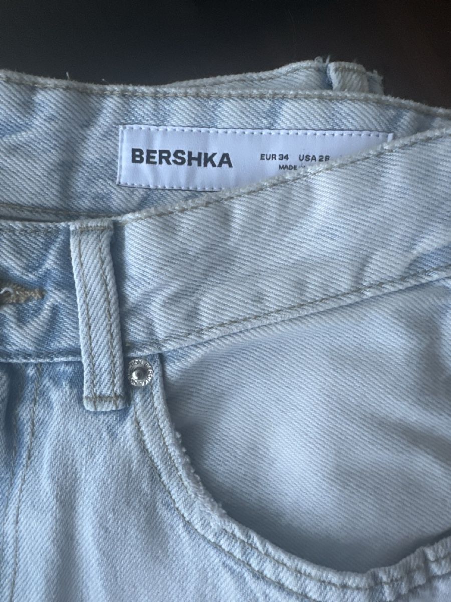 Bershka Jeans: Jeans Bershka – Usato da Founex venduto da reb_fws9 1