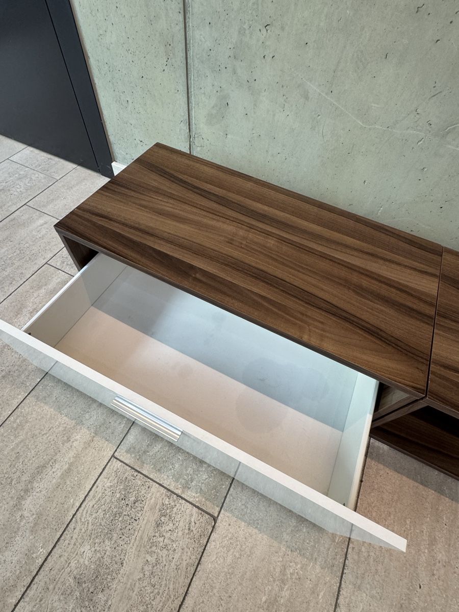 Meubles TV: Tv table  – Neuf (Voir description) à Basel par arr_j96w 1