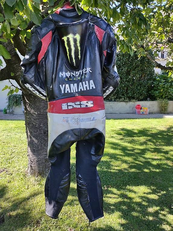 Completi: Tuta in pelle racing IXS KANGAROO – Usato da Contra venduto da urs.betschart 1