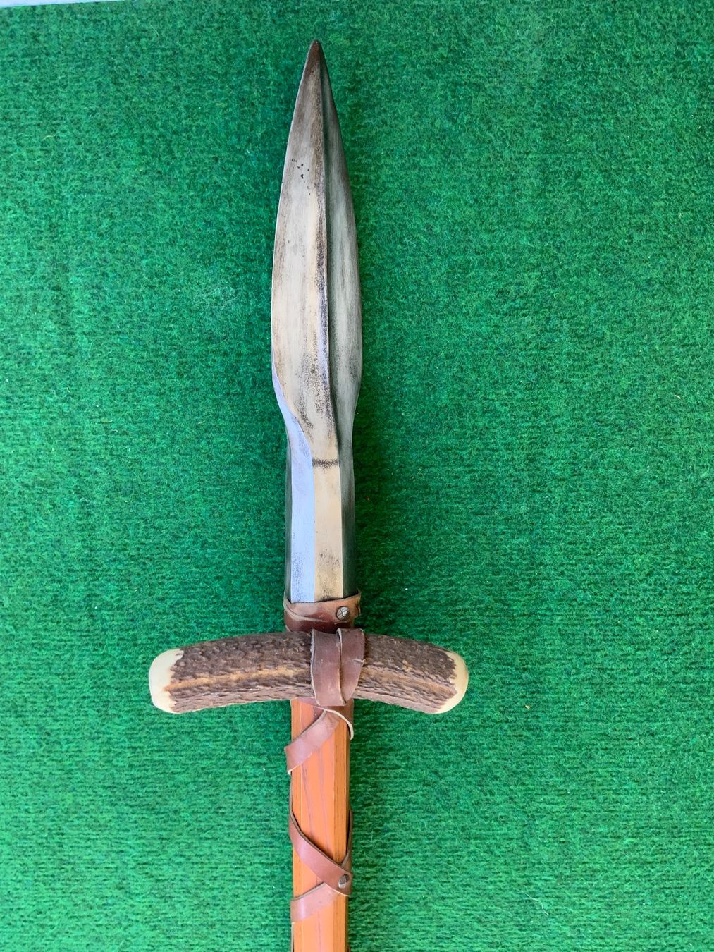 Tiro con l'arco: Antiker Speer – Usato da Schübelbach venduto da Hecht11.