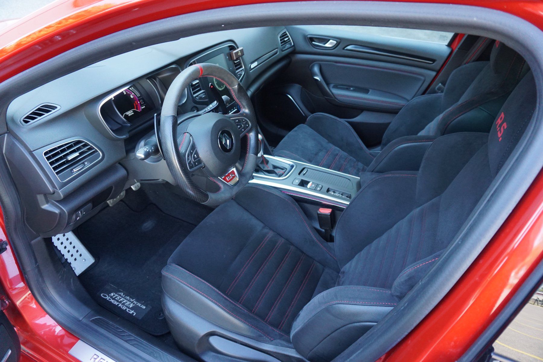 Renault Automobili: RENAULT Megan RS Trophy EDC 300PS – Usato da Seon venduto da JvK92 5