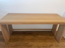 Schöner Schreibtisch Massiv