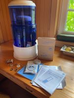Maunawai Wasserfiltersystem gebraucht mit 4 Ersatzfilterpads