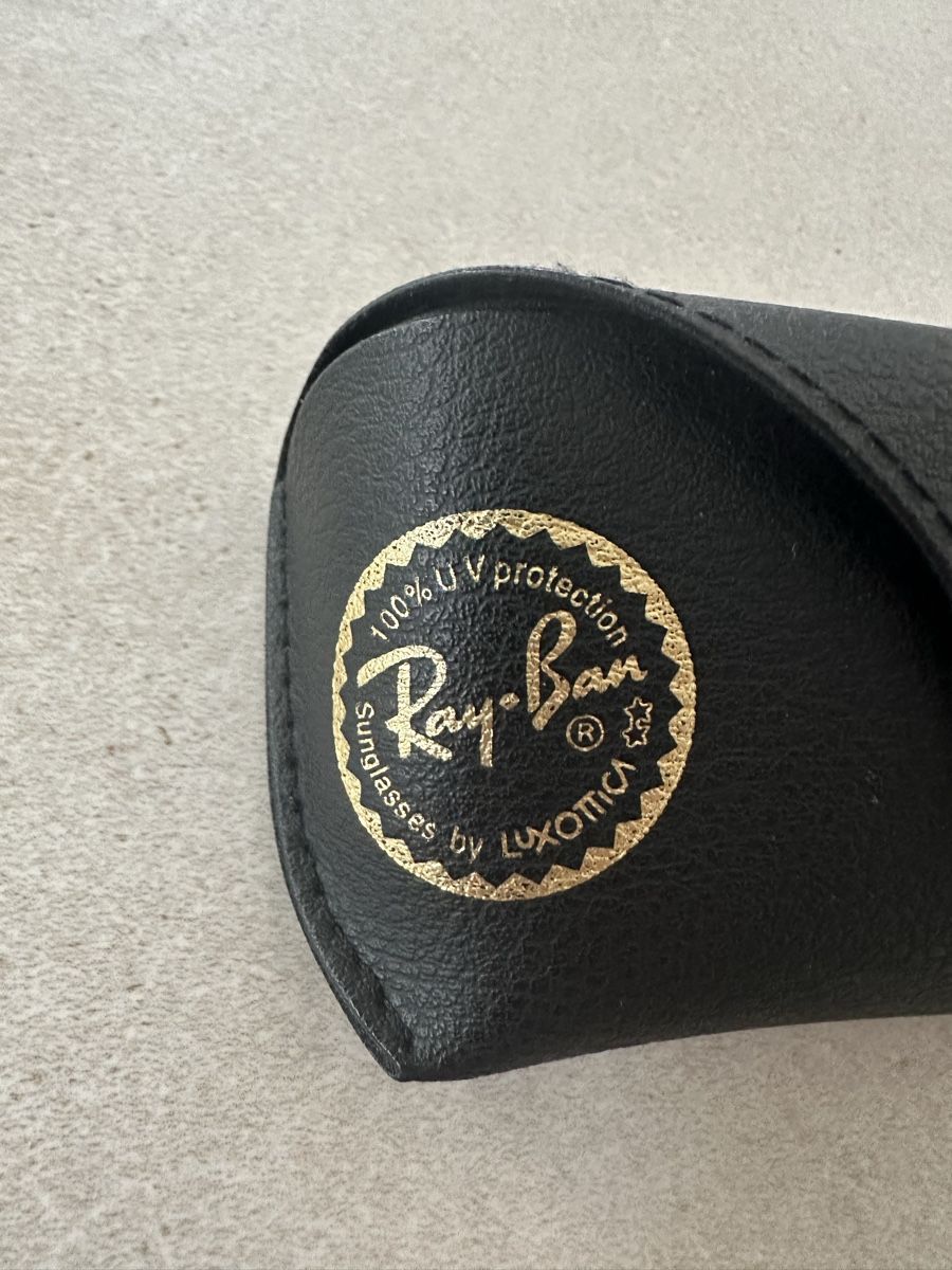 Altro in  Abbigliamento & Accessori: Ray-Ban Brillenetui – Nuovo (secondo la descrizione) da Morschach venduto da Butterbrot9000 3