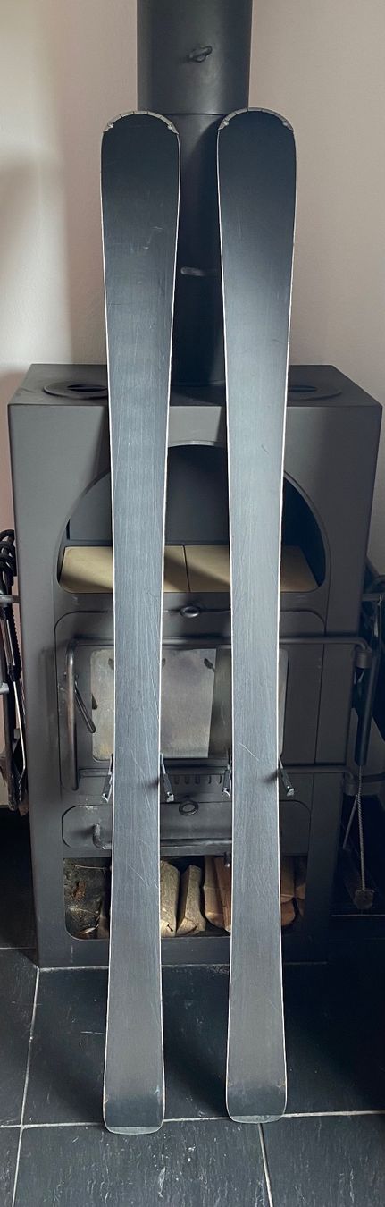 Salomon Sci: Salomon Herren Ski – Usato da Wädenswil venduto da BS540 1