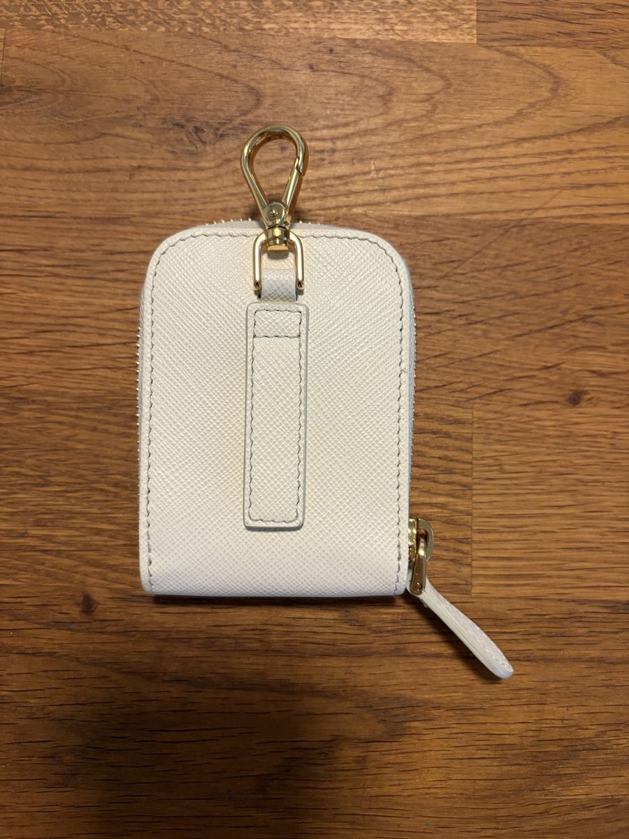 Borse da donna: Prada Case weiss – Usato da Lenzburg venduto da Original_vail 1
