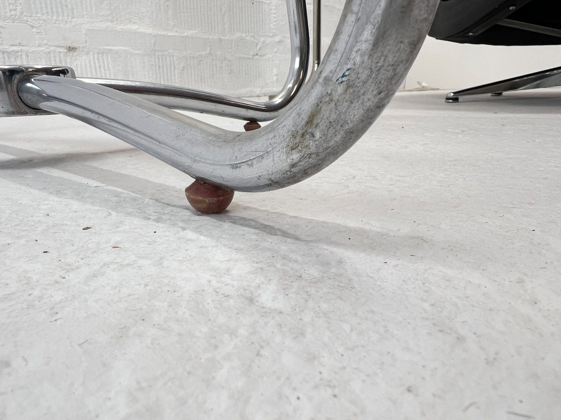 Tische: Bauhaus Chrom-Coffeetable I 50er Jahre – Gebraucht aus Walzenhausen von stilvollwohnen 5