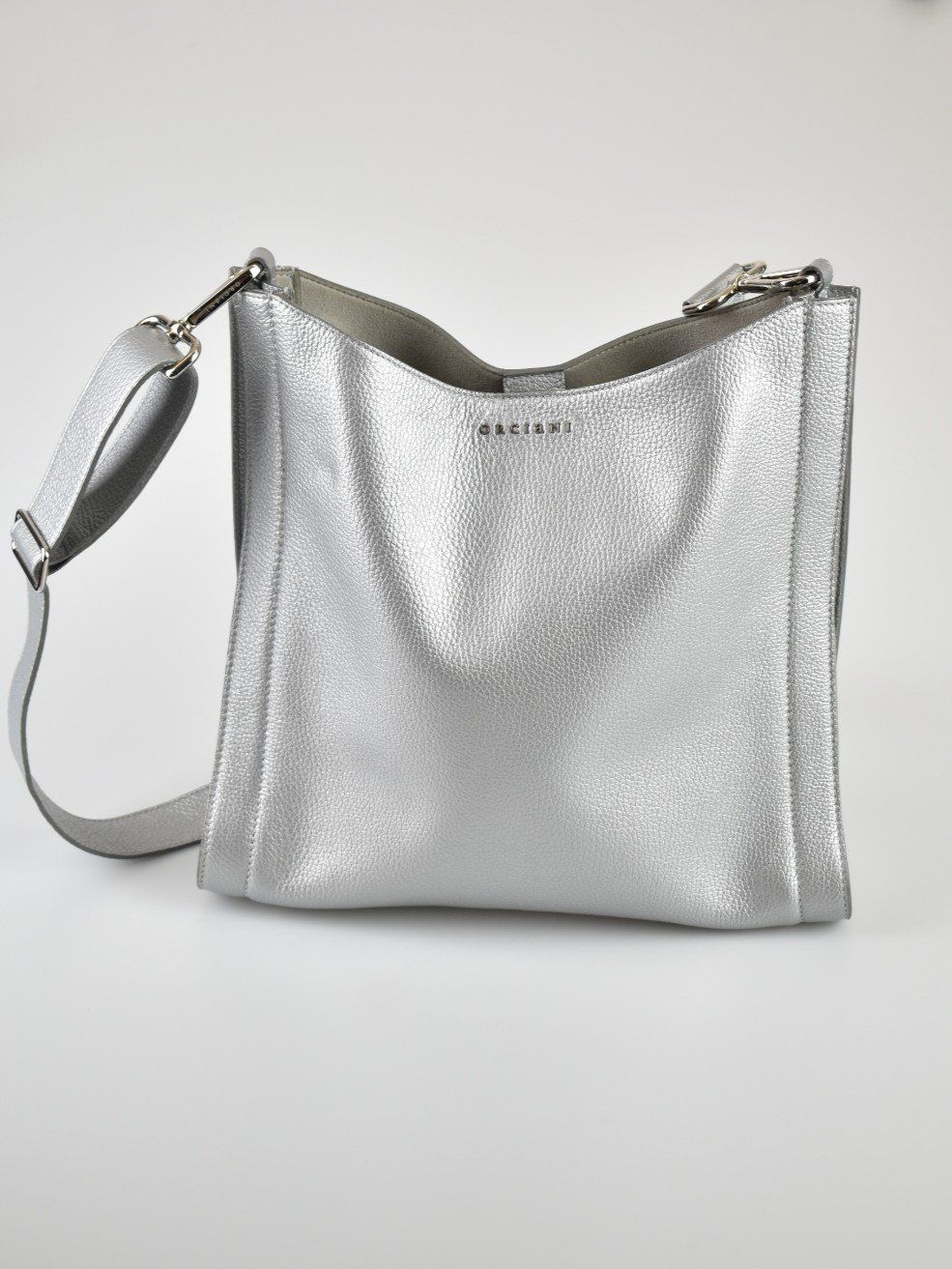 Orciani Borse da donna: Orciani Tasche, silber, soft Leder – Usato da Nürensdorf venduto da 2ND_STORY