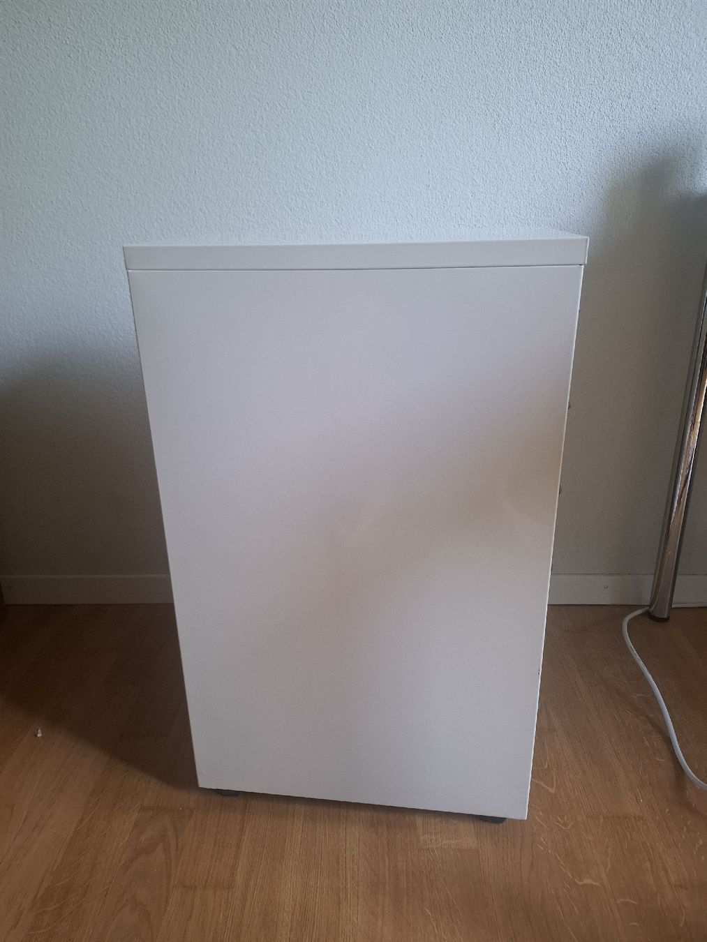 Ikea Eléments de bureau: Ikea Rollcontainer Helmer – D'occasion à Zürich par leandh 2