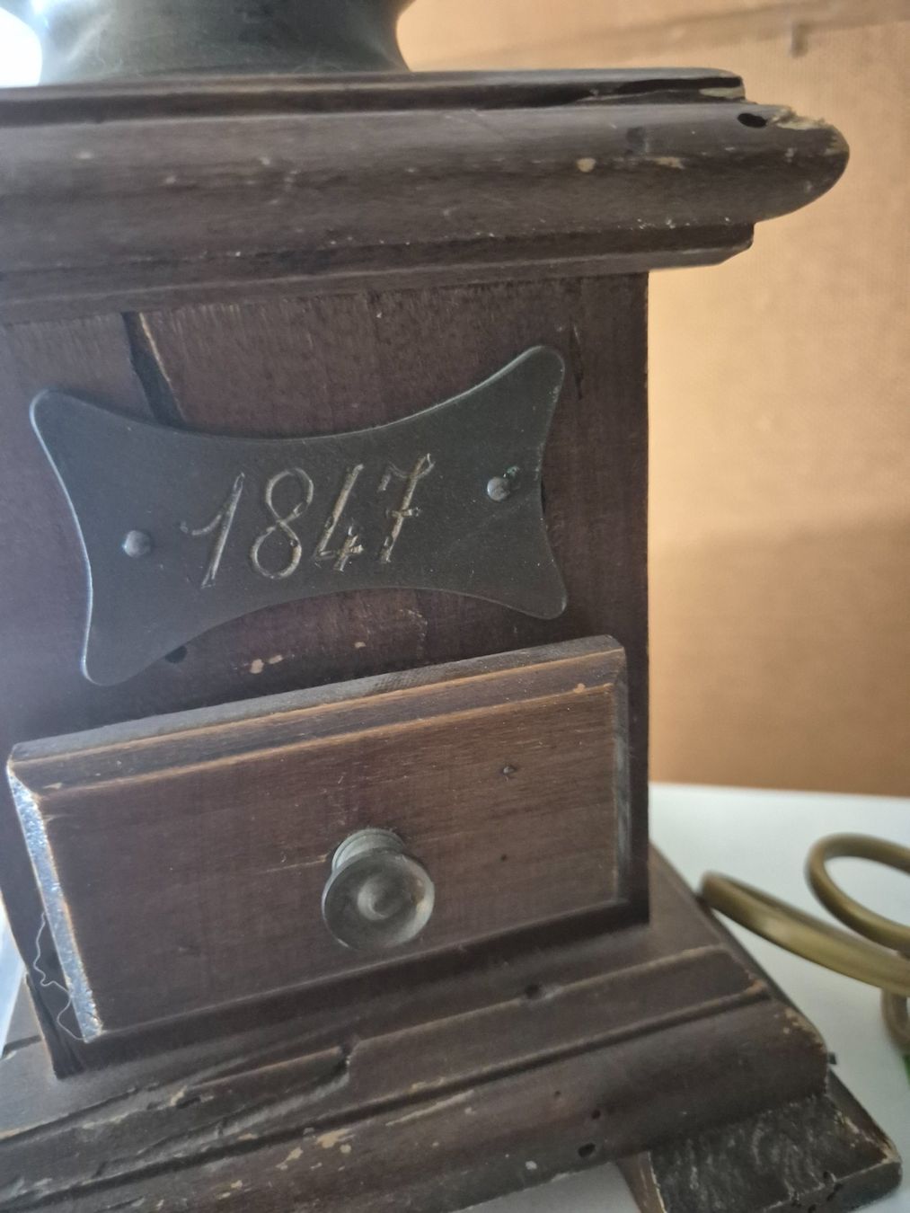 Paralumi: Lampe sur pied - Moulin à café – Usato da Essertes venduto da onezoneplay 1