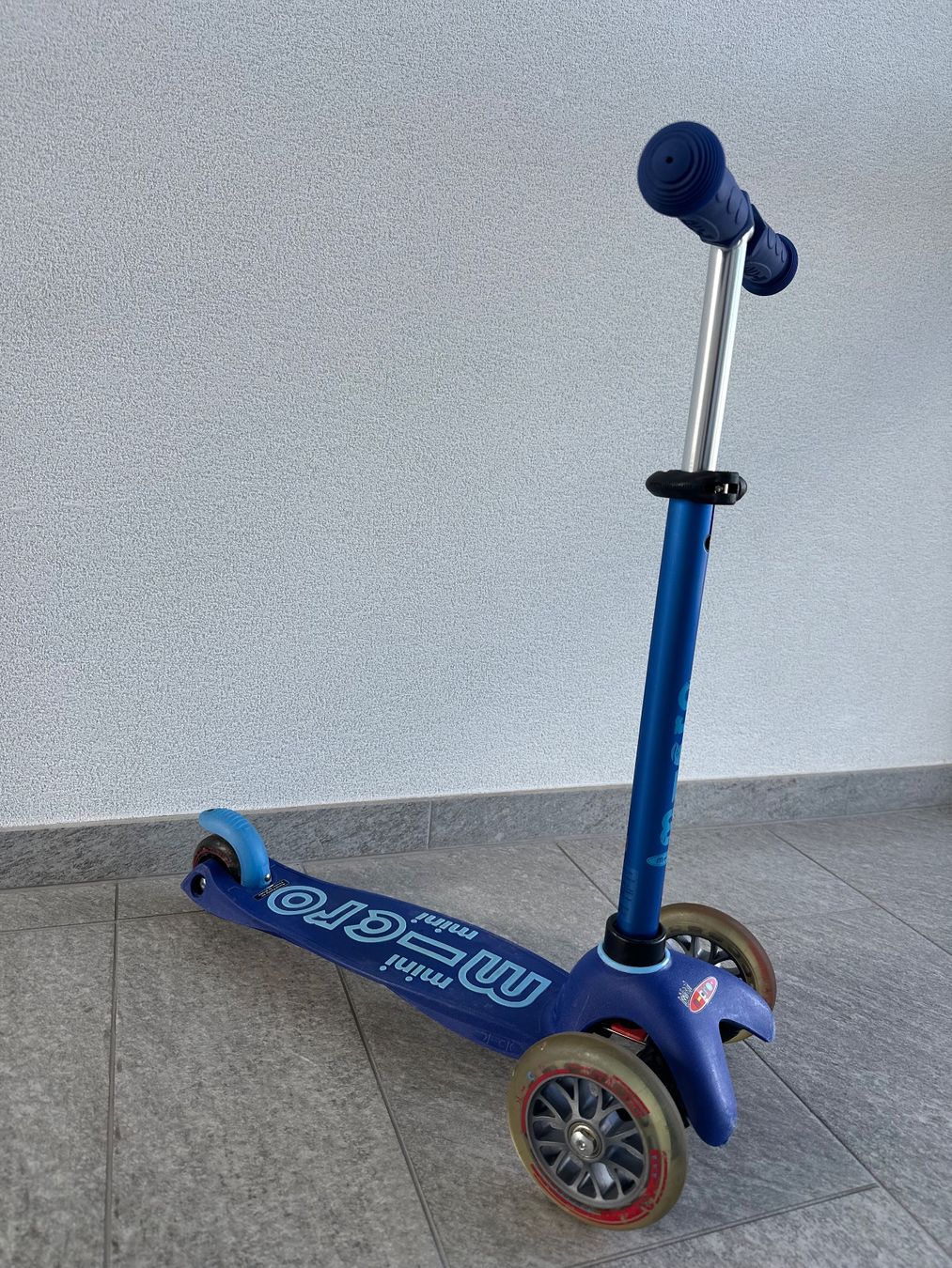 Micro Kickboard: Trottinett Micro Scooter Dreirad – Usato da Aesch BL venduto da Lau_th_ 4