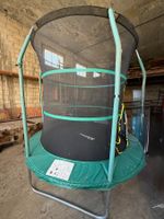 Trampolin Thorpe Sports 8 FT mit Netz, guter Zustand