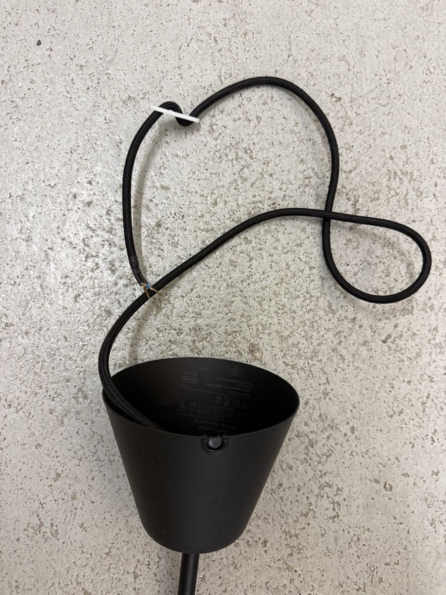Ikea Lampen: Deckenleuchte schwarz mit drei Leuchtmitteln – Neu (gemäss Beschreibung) aus Arbon von llaauraa 1