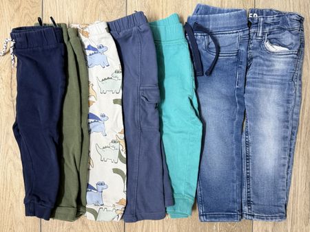 7 Hosen / Jogginghosen für Jungen, Größe 92 🦊