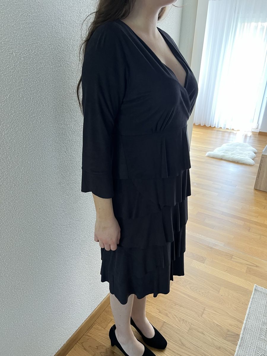 Comma Vestiti & Gonne: Dunkel Blau Kleid von Comma Gr. 38 – Usato da Oetwil a.d. Limmat venduto da jeh_6xcx 5