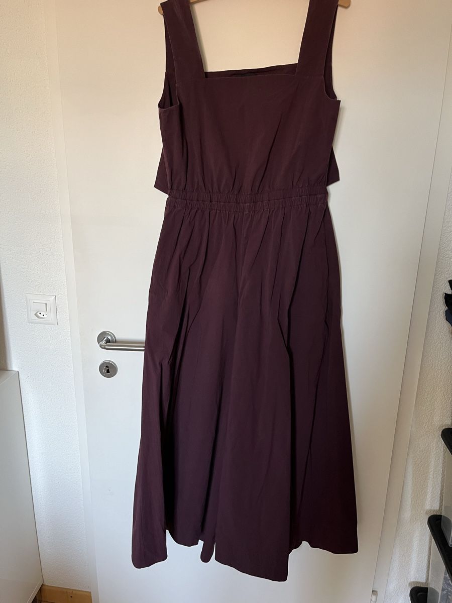 Cos Tute: COS Overall Jumpsuit Gr. 42 Aubergine – Usato da Wädenswil venduto da Gilmored83
