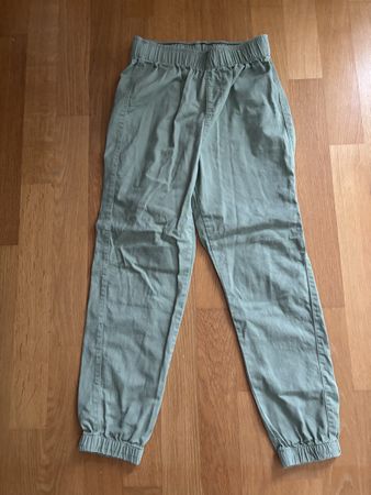 H&M Twill Joggers Hose, Khaki grün, Gr. 140, Top Zustand!