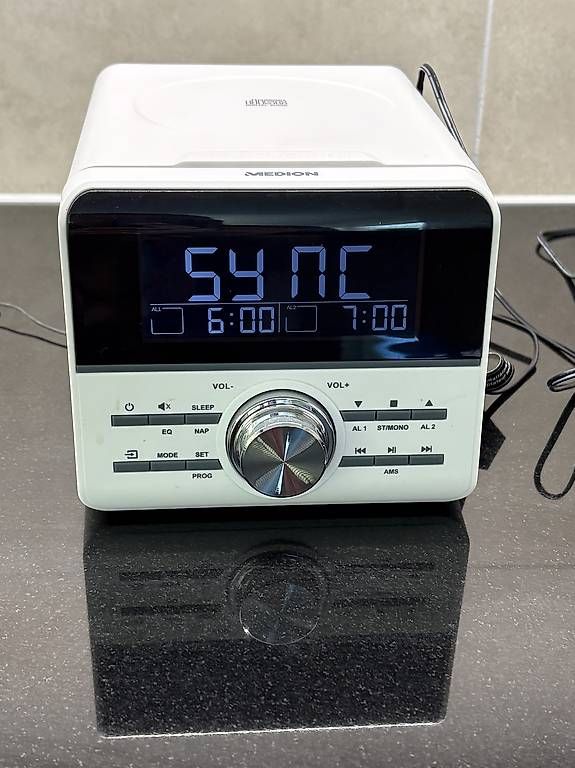 Medion Réveils: Radio réveil CD – D'occasion à Martigny par jcj_j2fb 2