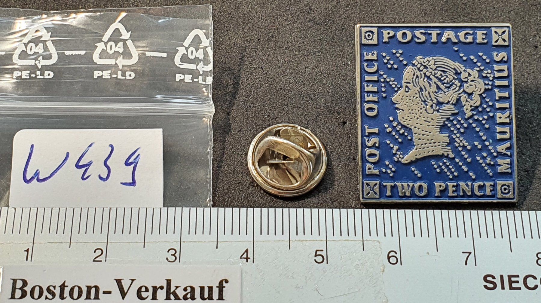 Tutti i francobolli: W439 - Pin Briefmarke TWO PENCE Post Office Mauritius – Usato da Reinach BL venduto da Boston-Verkauf 1
