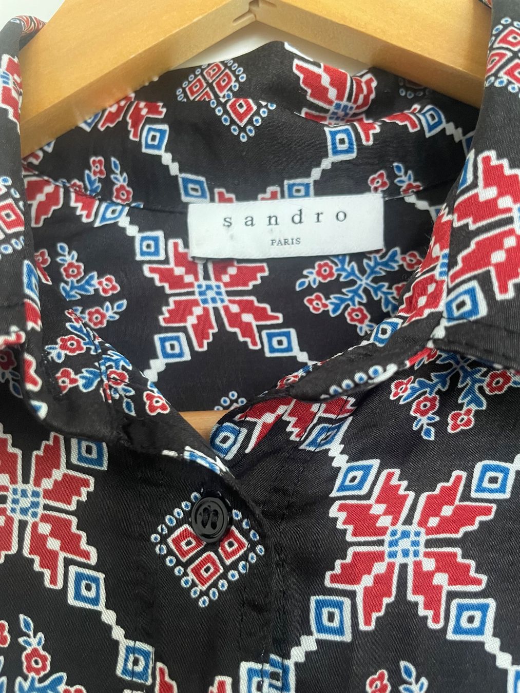 Sandro Camicette: Sandro Bluse schwarz mit Muster – Usato da Buchs SG venduto da VintageHomeCH 2
