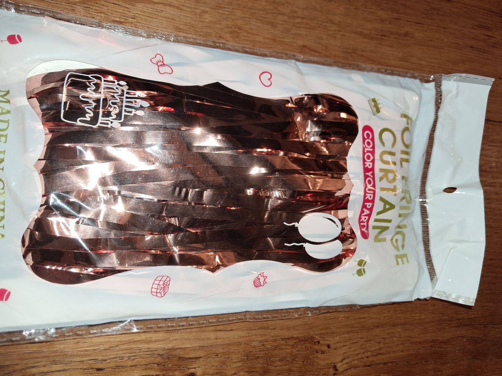 Tutte le decorazioni: foil fringe curtains doré rose – Nuovo e nell'imballaggio originale da Le locle venduto da juliensaran
